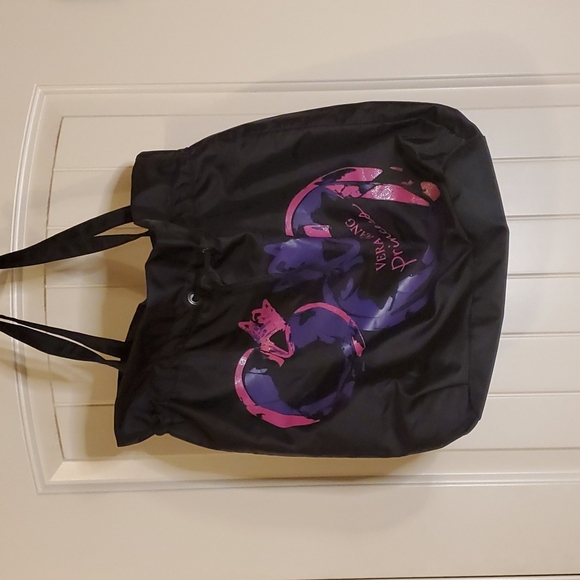 Vera Wang Handbags - Vera Wang bag, tote, princess